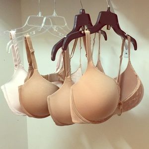 Bundle of 4 Victoria’s Secret Bras in 34DDD